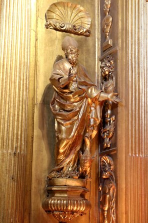 카바용의 성 베라노_photo by Rvalette_in the Cathedrale Notre-Dame-et-Saint-Veran de Cavaillon_France.jpg